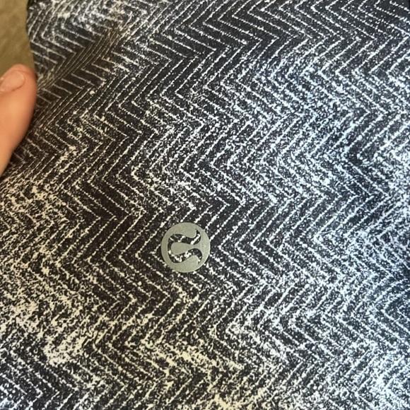 Lululemon Mesh Ankle Athletic Athliesure Leggings - Picture 3 of 4